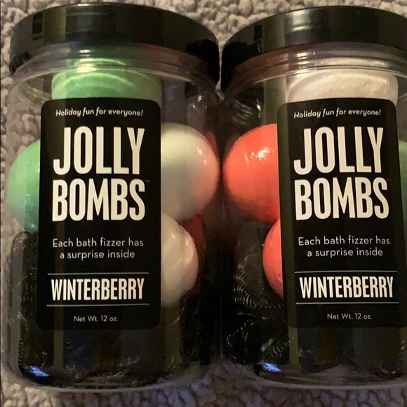 Da Bomb Jolly Bombs Bath Fizzers Winterberry NWT